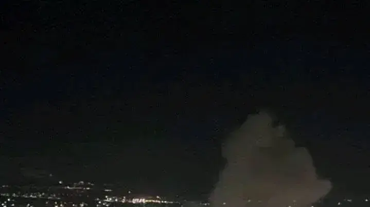 עשן בשמי ג'נין לאחר תקיפת צהל, 3 ביולי 2023 עשן בשמי ג'נין לאחר תקיפת צהל, 3 ביולי 2023