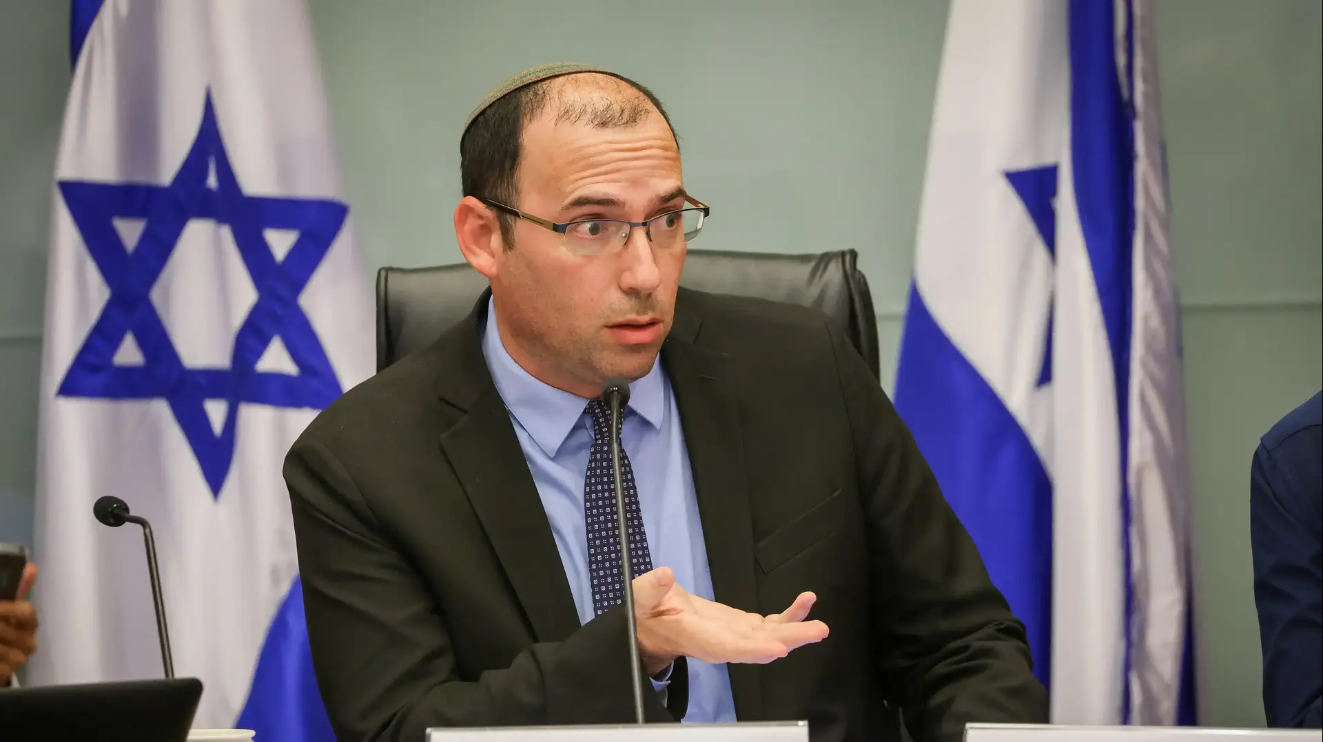 ועדת החוקה אישרה לקריאה ראשונה את ביטול עילת הסיבות, מהומה פרצה באולם 04 ביולי 2023