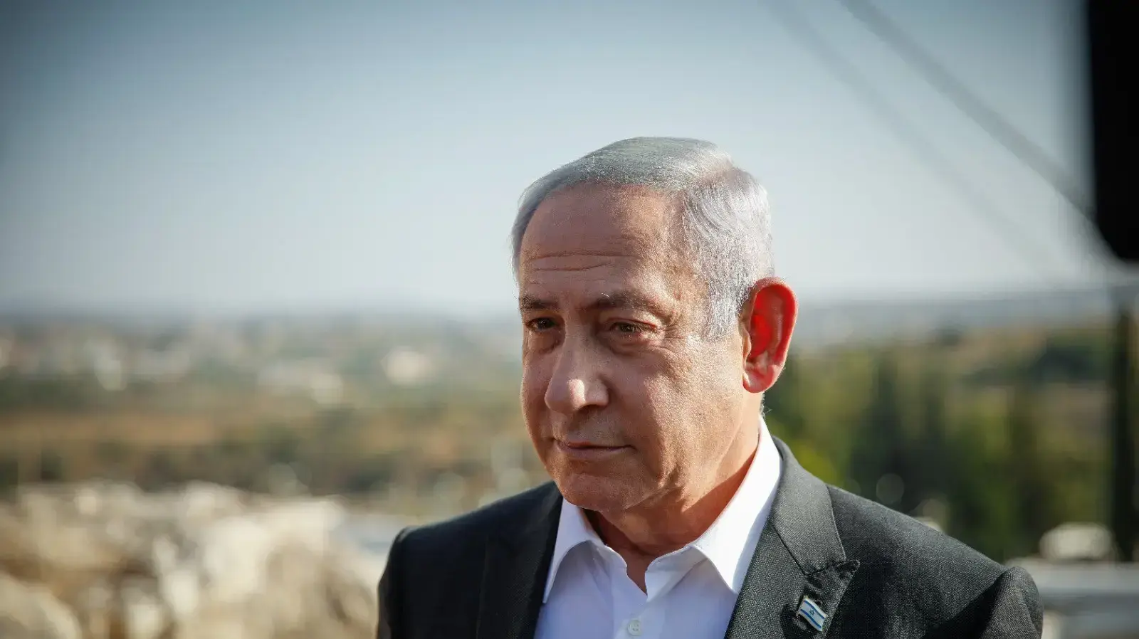 ראש הממשלה בנימין נתניהו בביקור במוצב ליד ג'נין. 5 ביולי 2023
ראש הממשלה בנימין נתניהו בביקור במוצב ליד ג'נין. 5 ביולי 2023