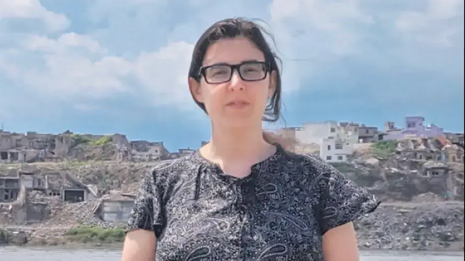 אליזבת' צורקוב במוסול אליזבת' צורקוב במוסול