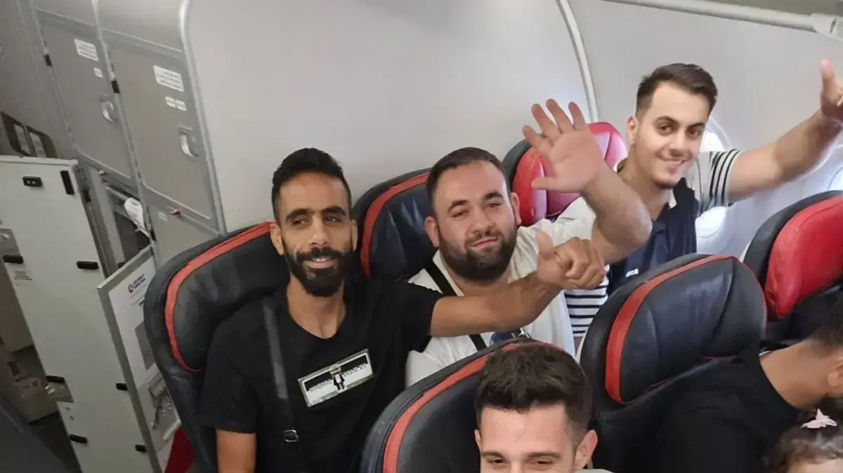 הישראליםש פספסו את הטיסה מטורקיה - וקפצו משרוול המטוס, שבו לישראל. 4 ביולי 2023 הישראליםש פספסו את הטיסה מטורקיה - וקפצו משרוול המטוס, שבו לישראל. 4 ביולי 2023