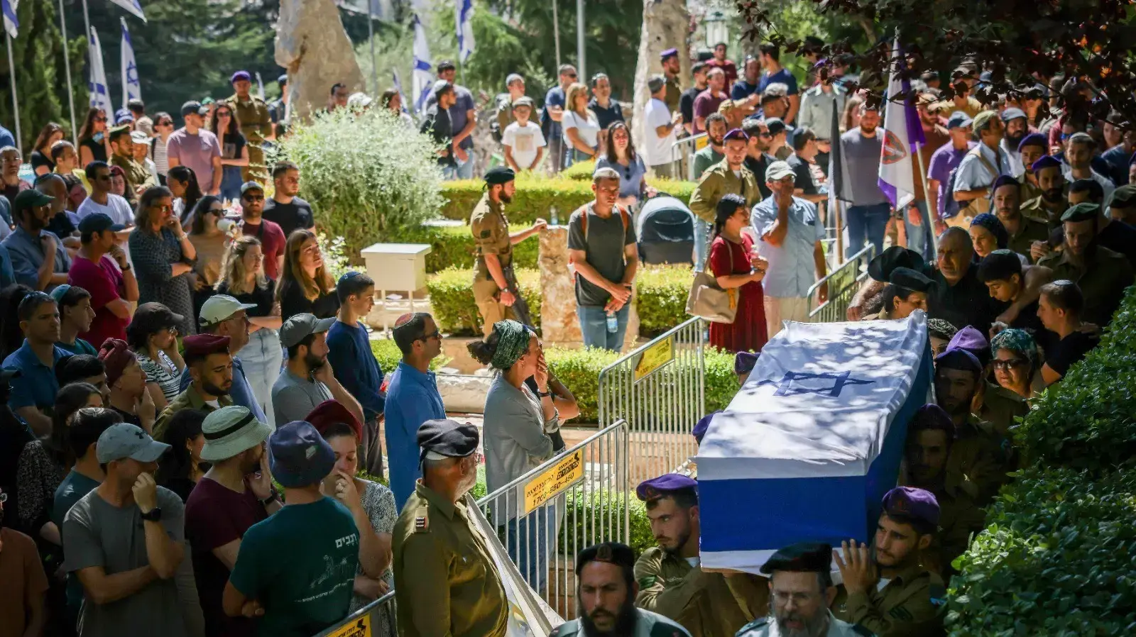 הלוויתו של שילה אמיר בן ה-22 שנהרג בפיגוע בקדומים, 7 ביולי 2023
