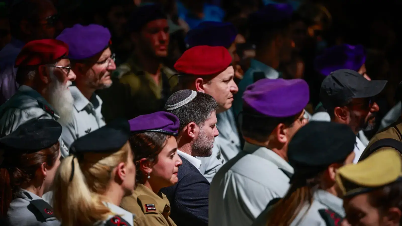 הלוויתו של שילה אמיר בן ה-22 שנהרג בפיגוע בקדומים, 7 ביולי 2023
הלוויתו של שילה אמיר בן ה-22 שנהרג בפיגוע בקדומים, 7 ביולי 2023