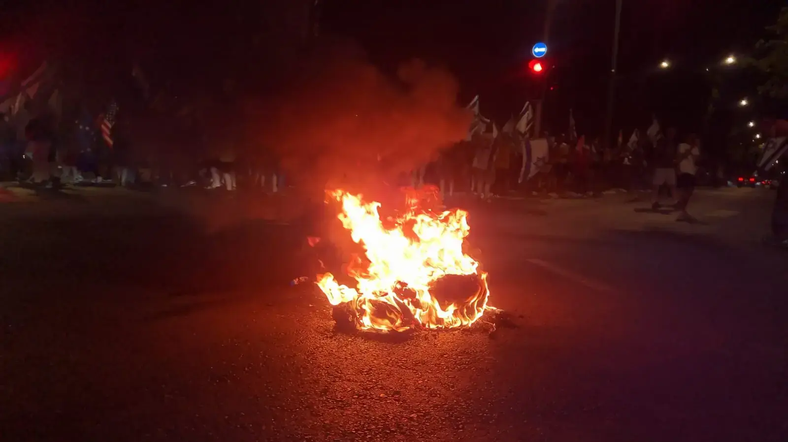 הפגנות נגד המהפכה המשפטית בהרצליה, שבוע 27. 08 ביולי 2023 הפגנות נגד המהפכה המשפטית בהרצליה, שבוע 27. 08 ביולי 2023