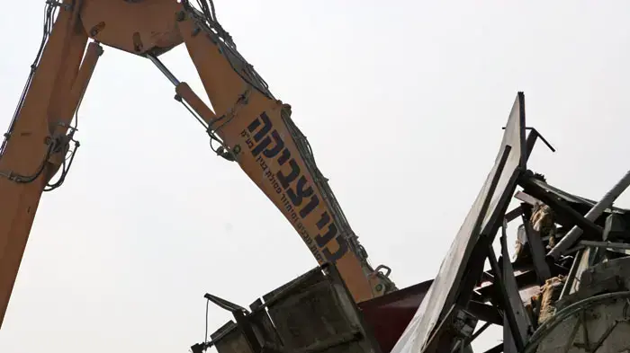 הריסות אולם אוסישקין