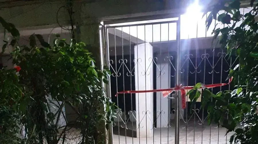 נפילת חתיכת בטון מחזית בניין בגני תקווה, 14 ביולי, 2023