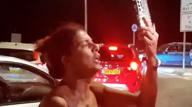 חני זרקא, אמש בהפגנה חני זרקא, אמש בהפגנה