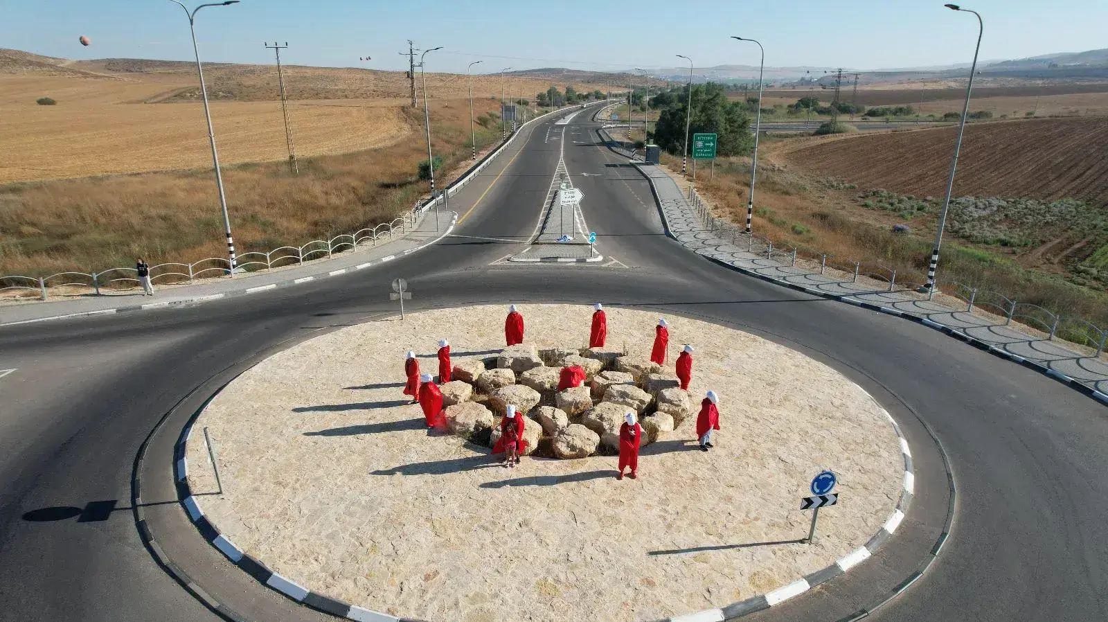 יום שיבושים: הפגנות נגד המהפכה המשפטית, השפחות בדרום . 18 ביולי 2023 יום שיבושים: הפגנות נגד המהפכה המשפטית, השפחות בדרום . 18 ביולי 2023