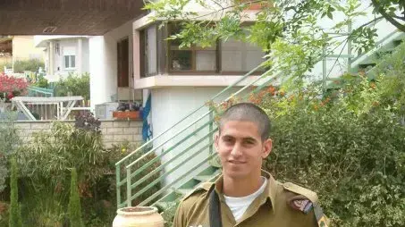 לירן סעדיה, חלל צה"ל, נהרג במלחמת לבנון השנייה לירן סעדיה, חלל צה"ל, נהרג במלחמת לבנון השנייה