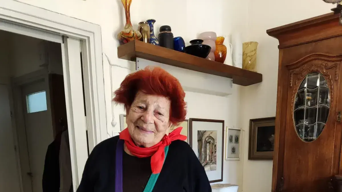 אסתר מירון אסתר מירון