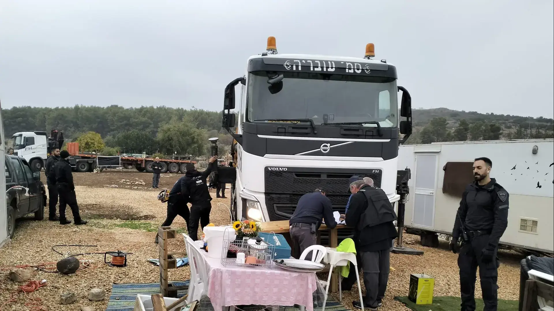 פינוי מבנים לא חוקיים ברמת ארבל, דצמבר 2022. פינוי מבנים לא חוקיים ברמת ארבל, דצמבר 2022.