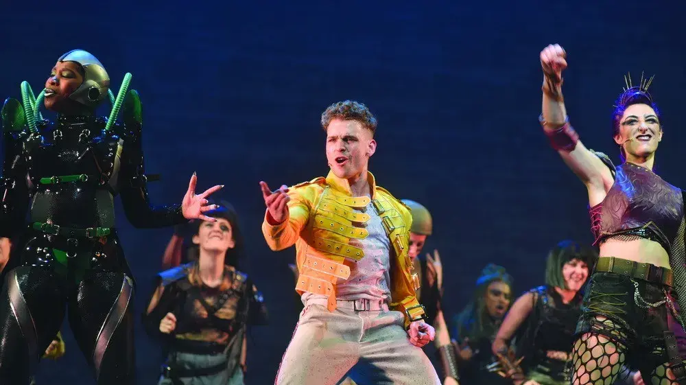 We Will Rock You - знаменитый мюзикл QUEEN и Бена Элтона впервые в Израиле! We Will Rock You - знаменитый мюзикл QUEEN и Бена Элтона впервые в Израиле!