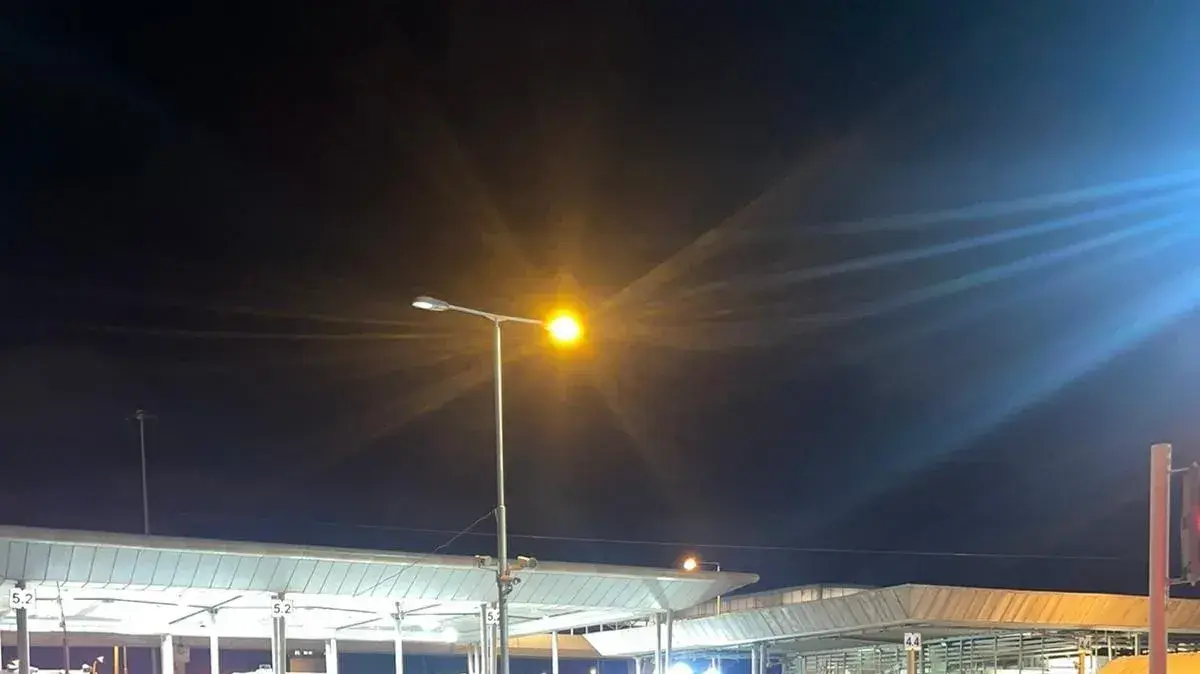 שוטרי מחוז ירושלים עצרו פלסטיני ללא אישורי שהייה, לאחר שגנב רכב וניסה לפרוץ מחסום, 8 באוגוסט 2023