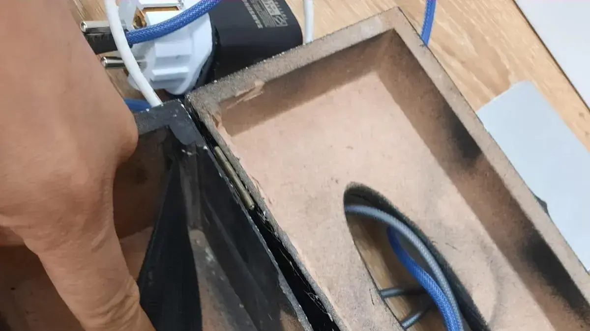 הציוד שקיבל היהודי מאיראן למשימת הריגול בישראל. 11 באוגוסט 2023 הציוד שקיבל היהודי מאיראן למשימת הריגול בישראל. 11 באוגוסט 2023