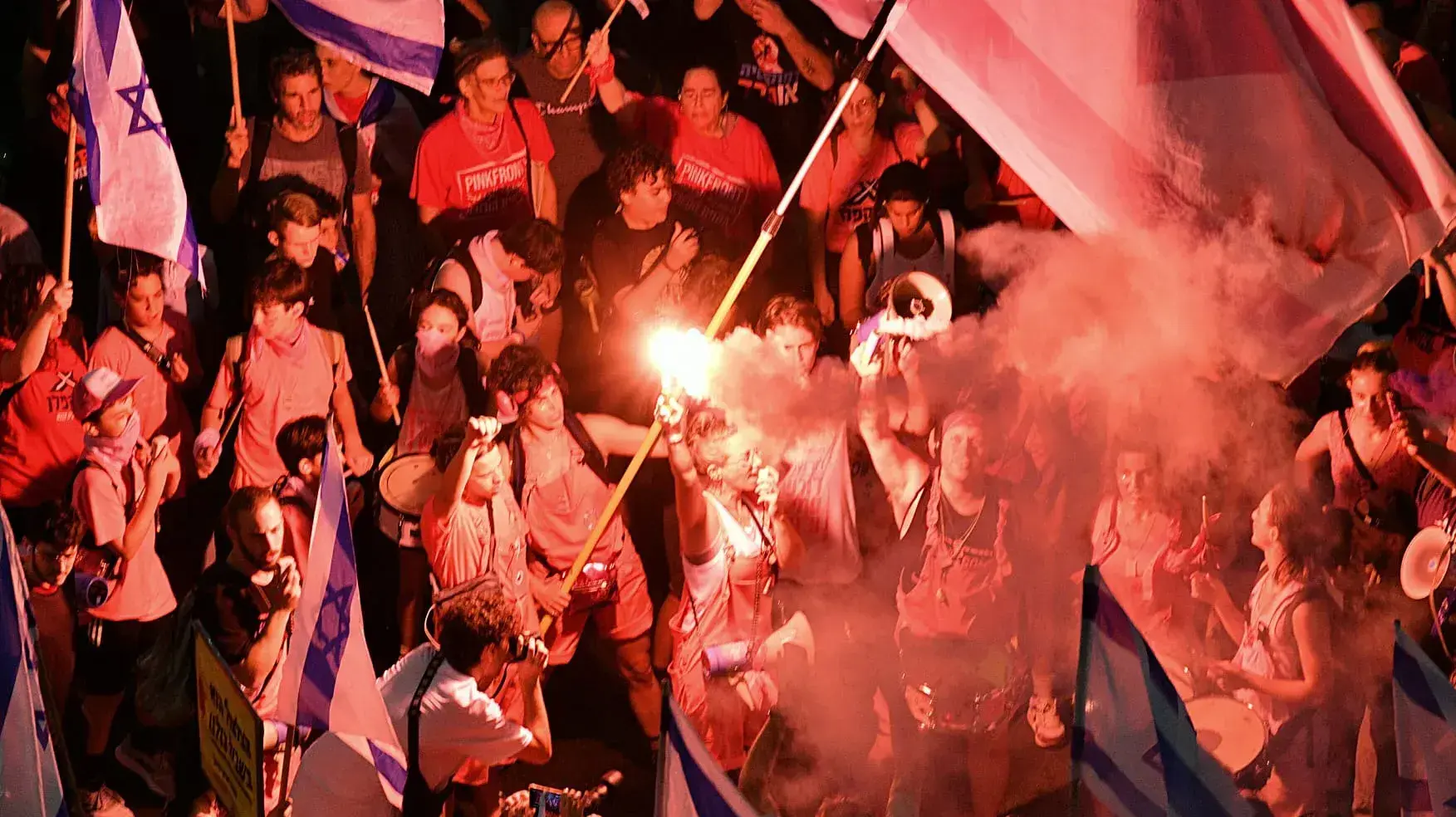 צעדה במסגרת הפגנה נגד המהפכה המשפטית, דיזנגוף ת"א, 12 באוגוסט 2023 צעדה במסגרת הפגנה נגד המהפכה המשפטית, דיזנגוף ת"א, 12 באוגוסט 2023