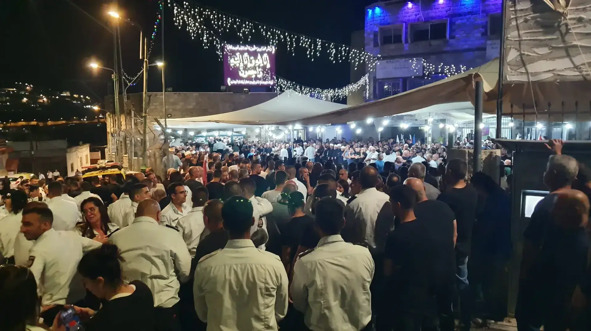 הלוויתו של עדנאן אסעד, הכבאי שנהרג בנפילה לבור בדיר אל-אסד, 15 באוגוסט 2023 הלוויתו של עדנאן אסעד, הכבאי שנהרג בנפילה לבור בדיר אל-אסד, 15 באוגוסט 2023