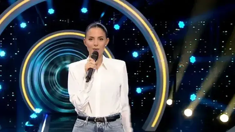 לירון ויצמן מנחה את "האח ב=הגדול" לירון ויצמן מנחה את "האח ב=הגדול"
