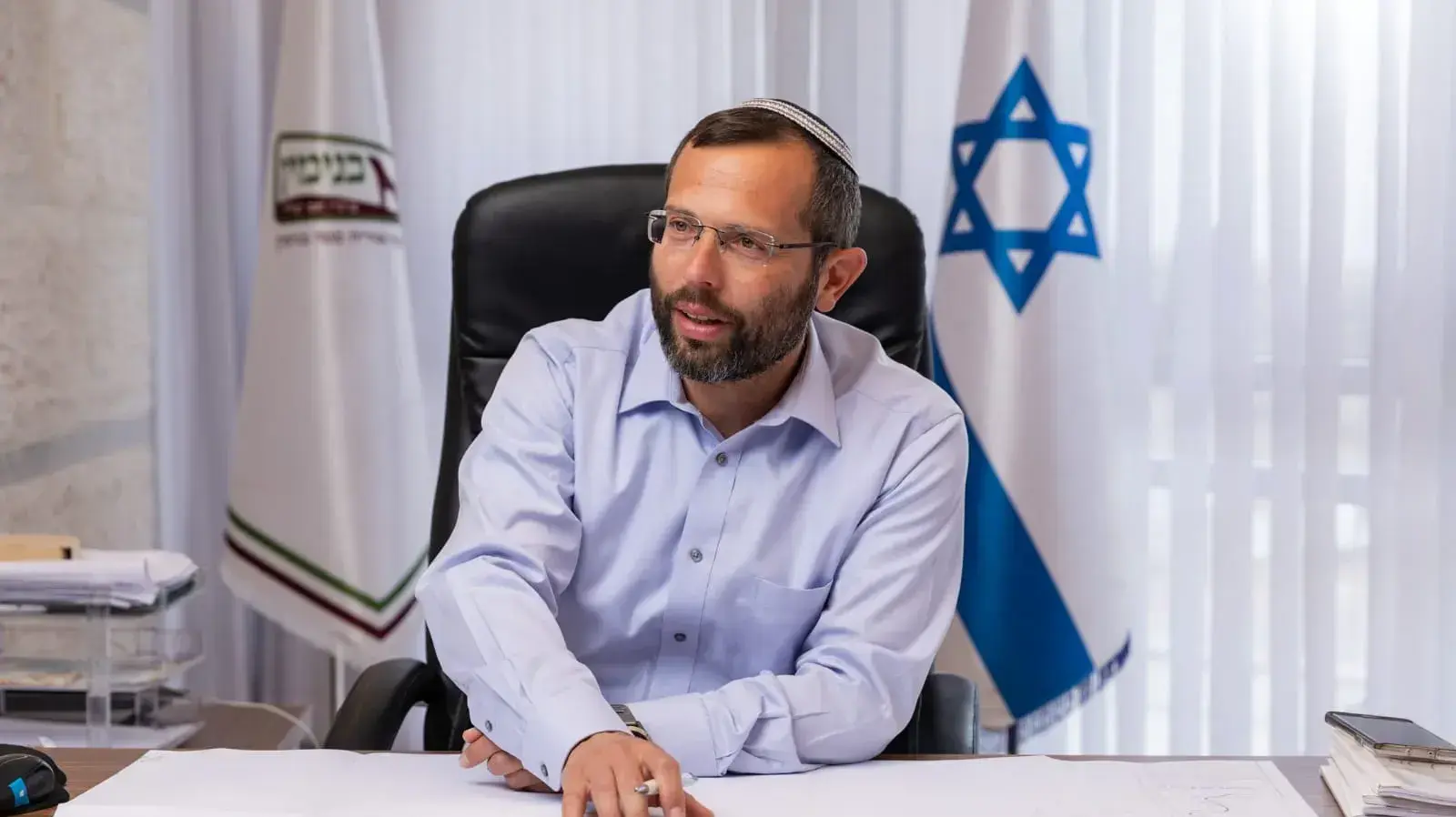 ראש מועצת בנימין, ישראל גנץ
ראש מועצת בנימין, ישראל גנץ