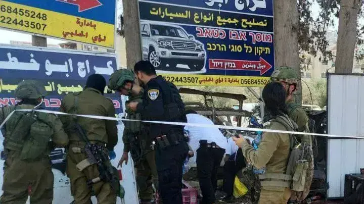 המוסך בו נורו למוות שני ישראלים בחווארה, 19 באוגוסט 2023 המוסך בו נורו למוות שני ישראלים בחווארה, 19 באוגוסט 2023