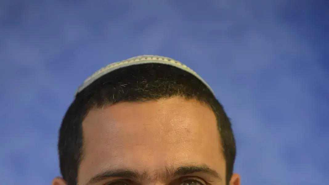 אמיר כהן, מנהל תיכון עתיד-יגאל אלון ביהוד אמיר כהן, מנהל תיכון עתיד-יגאל אלון ביהוד