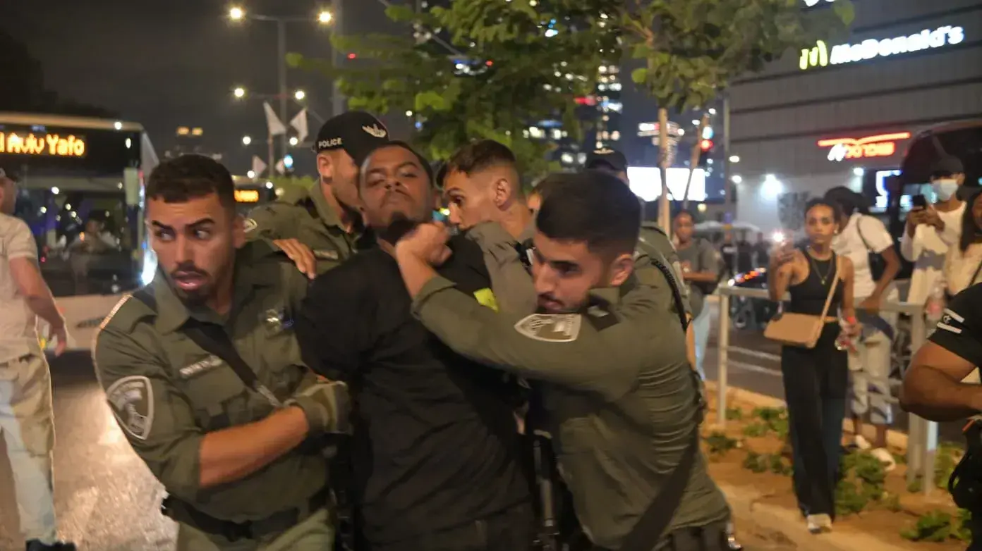הפגנת תמיכה במאבק משפחתו שנדרס והופקר. איילון, תל אביב. 23 באוגוסט 2023 הפגנת תמיכה במאבק משפחתו שנדרס והופקר. איילון, תל אביב. 23 באוגוסט 2023