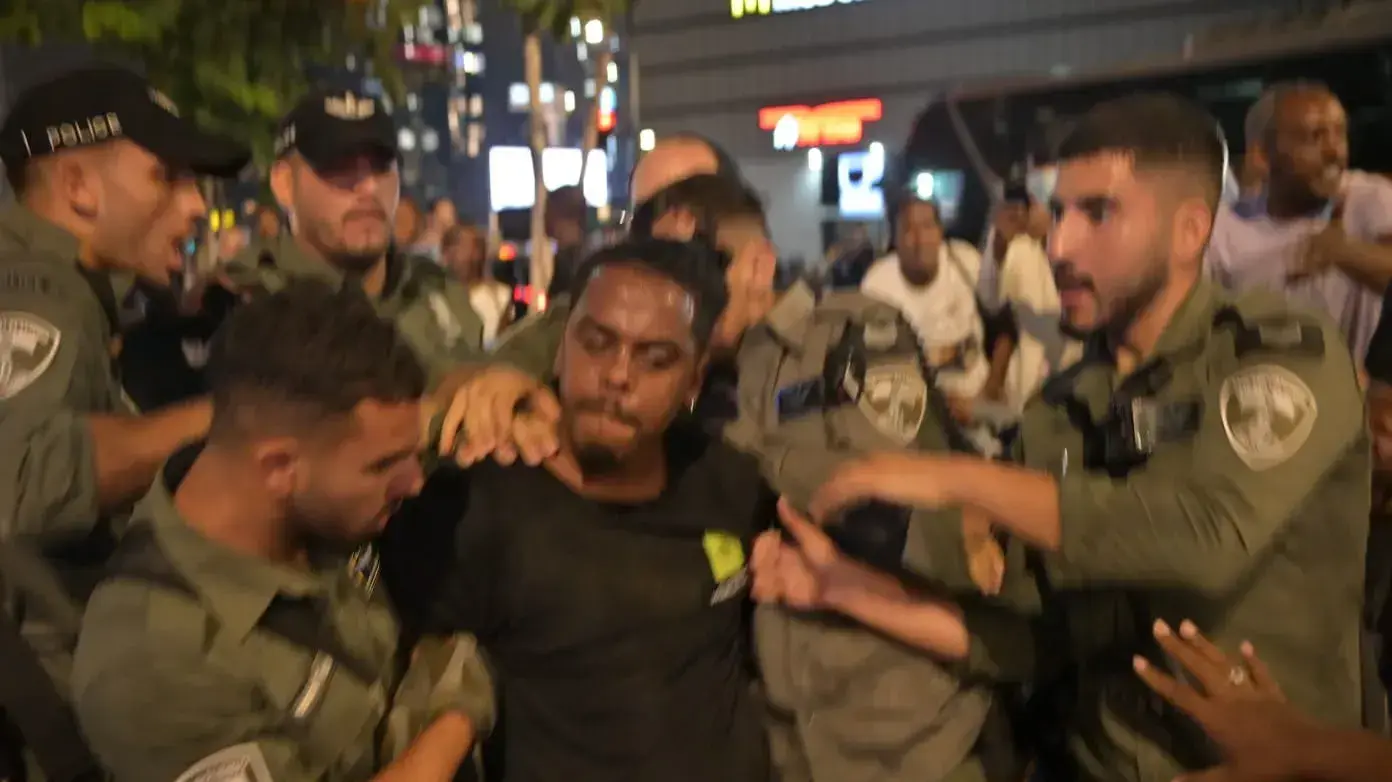 הפגנת תמיכה במאבק משפחתו שנדרס והופקר. איילון, תל אביב. 23 באוגוסט 2023 הפגנת תמיכה במאבק משפחתו שנדרס והופקר. איילון, תל אביב. 23 באוגוסט 2023