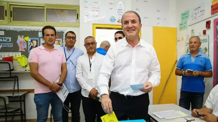 ראש העיר אשדוד יחיאל לסרי