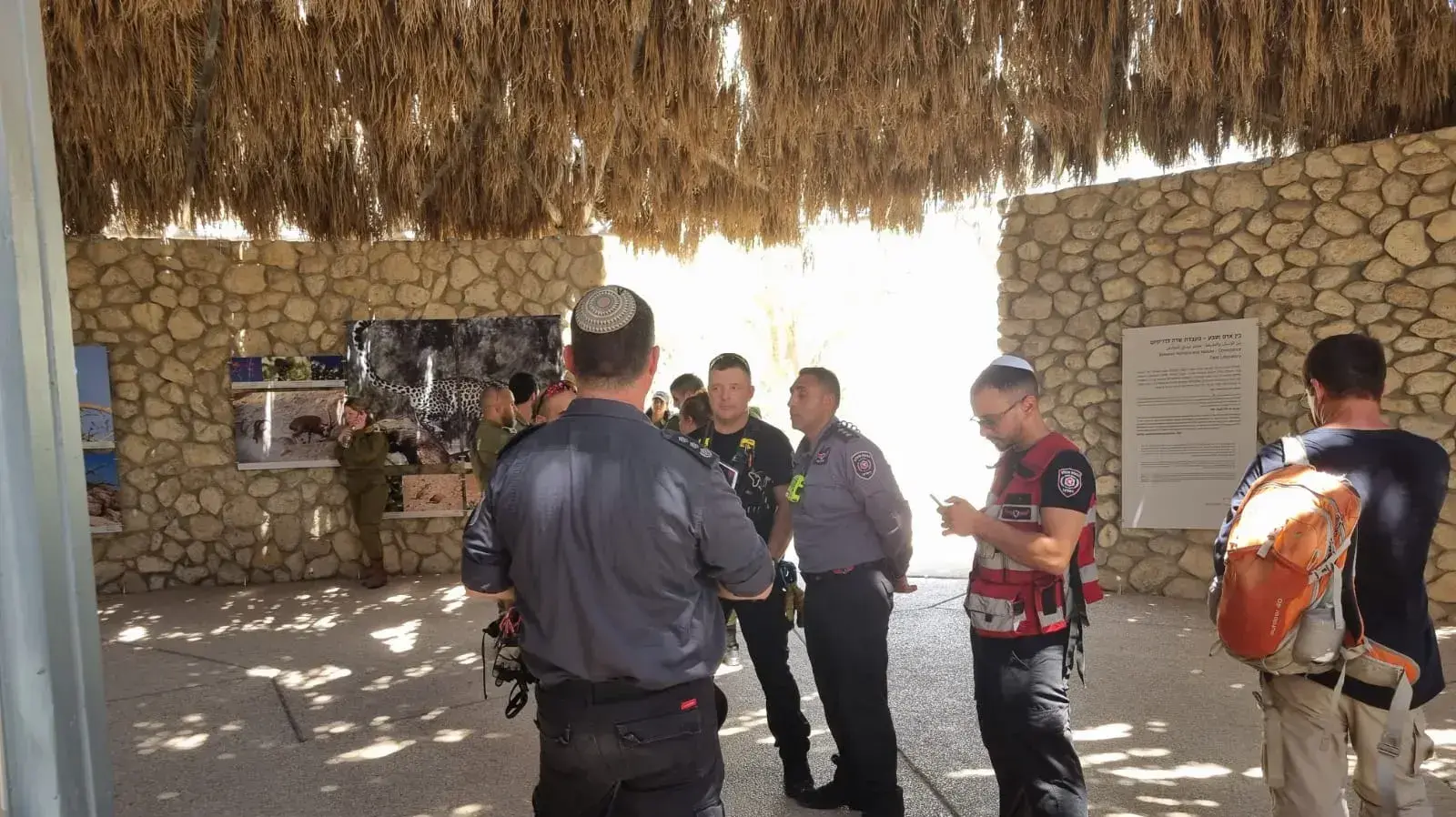 זירת מפולת סלעים , נחל דוד, עין גדי, 24 באוגוסט 2023 זירת מפולת סלעים , נחל דוד, עין גדי, 24 באוגוסט 2023