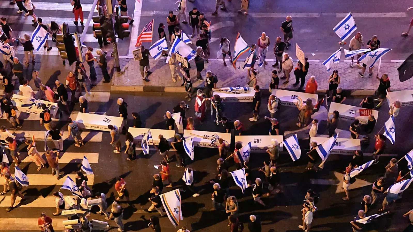 ״צעדת המתים״ מכיכר הבימה לקפלן, עם ארונות קבורה לפי מספר המתים בחברה הערבית מתחילת השנה. 26 באוגוסט 2023 ״צעדת המתים״ מכיכר הבימה לקפלן, עם ארונות קבורה לפי מספר המתים בחברה הערבית מתחילת השנה. 26 באוגוסט 2023