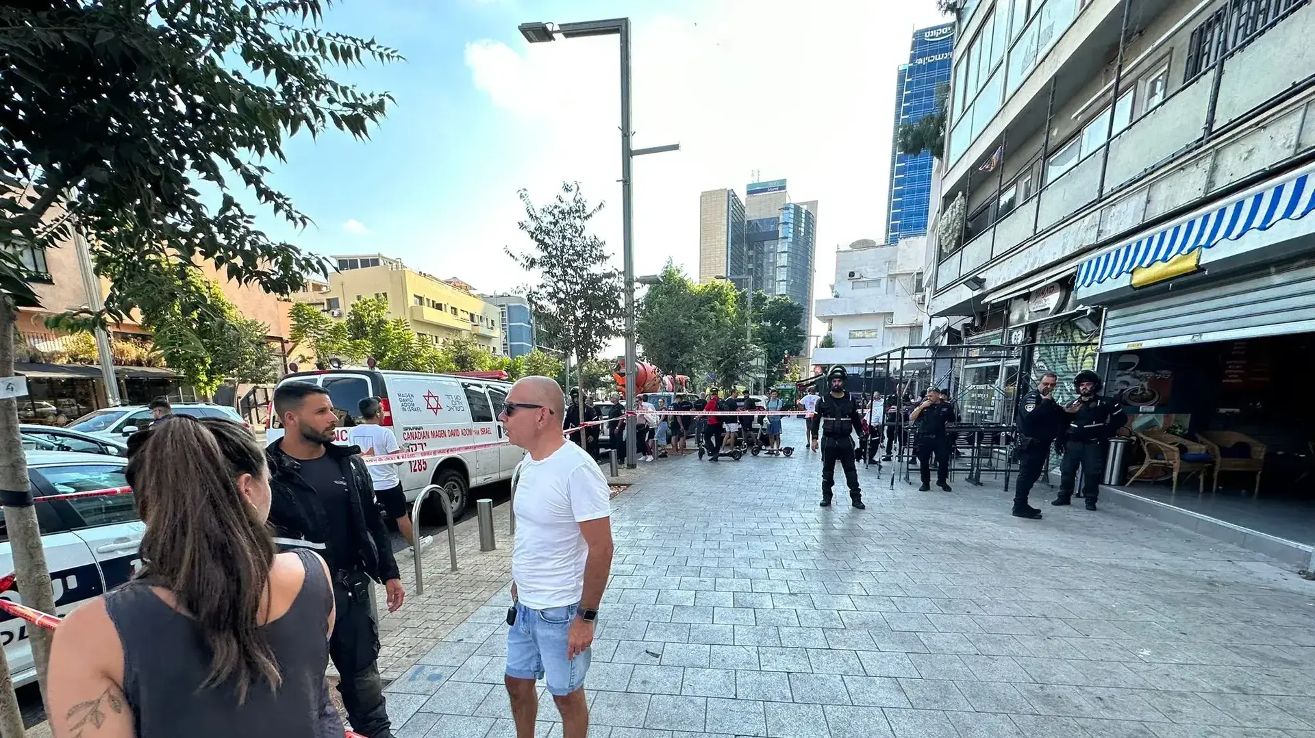 דיווח על ירי ברחוב יהודה הלוי, תל אביב. דיווח על ירי ברחוב יהודה הלוי, תל אביב.