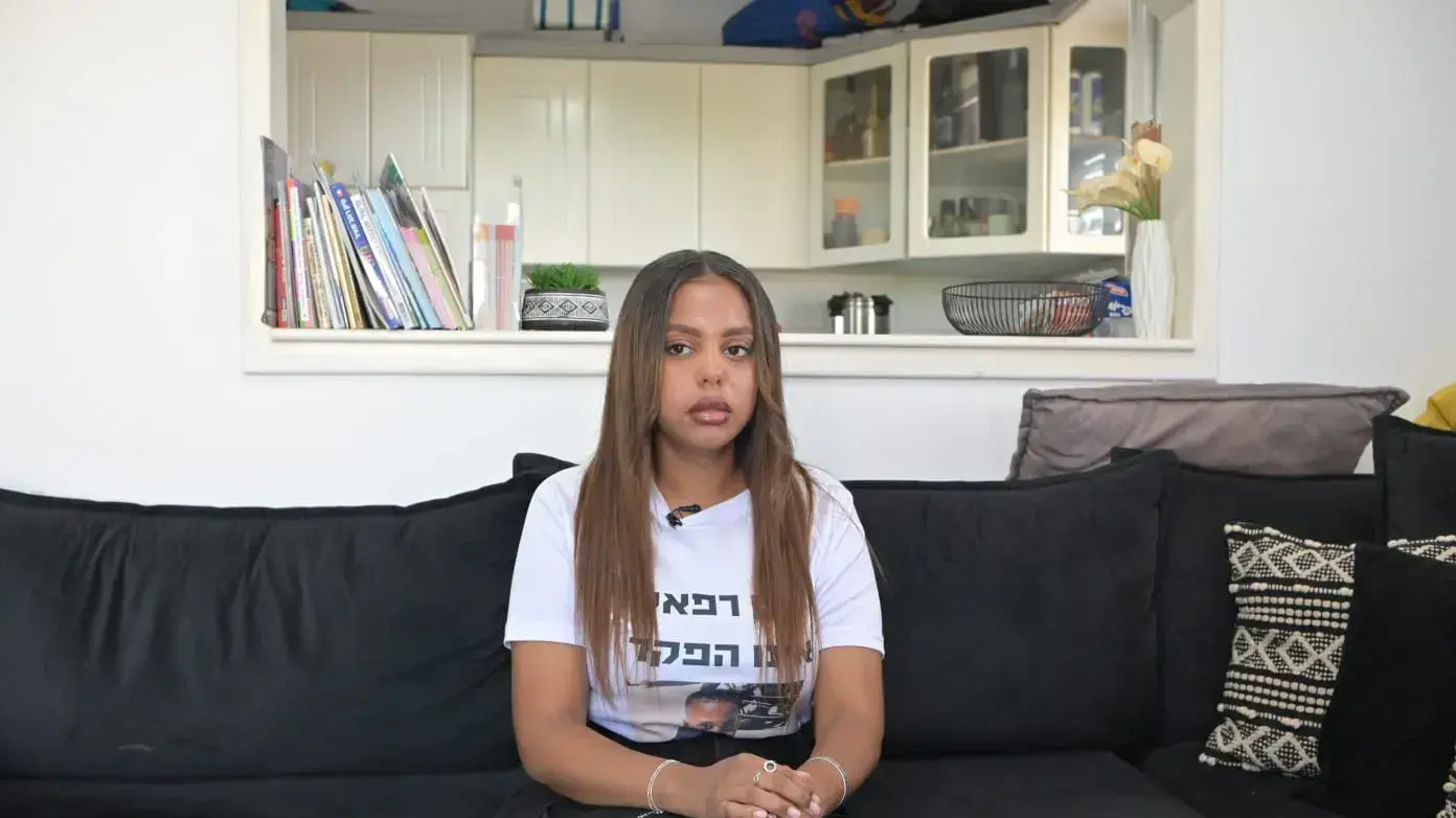 שמחה אדנה אמו של רפאל אדנה שנהרג בתאונת דרכים, אוגוסט 2023