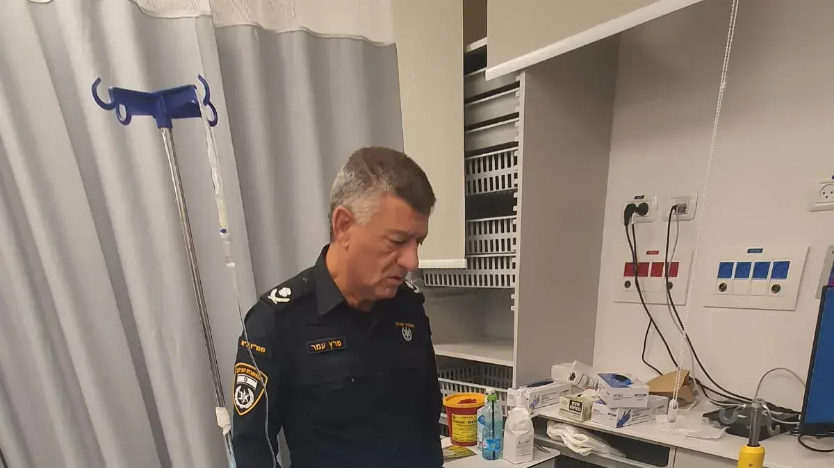 חשד לדקירת שוטר במהלך הפגנת התמיכה במאבק משפחת הילד שנדרס והופקר. איילון, תל אביב. 23 באוגוסט 2023 חשד לדקירת שוטר במהלך הפגנת התמיכה במאבק משפחת הילד שנדרס והופקר. איילון, תל אביב. 23 באוגוסט 2023