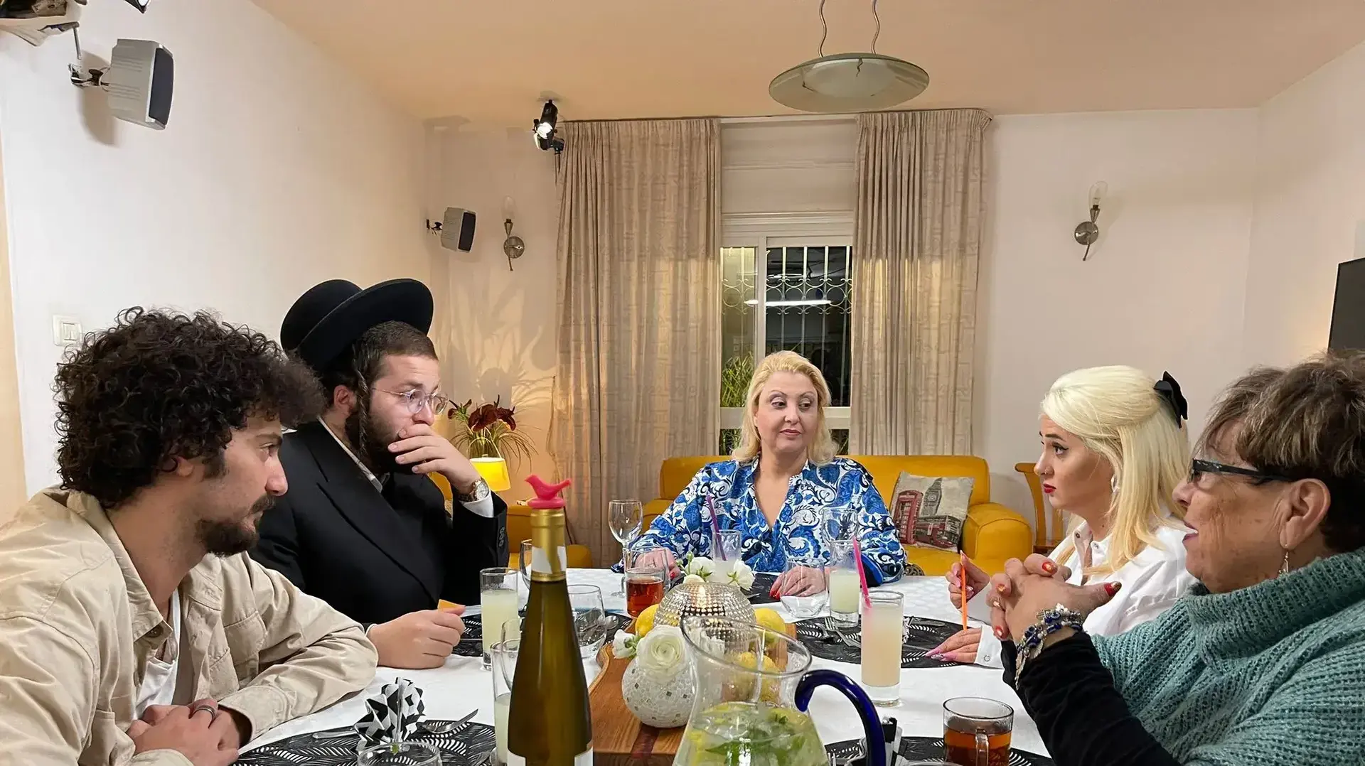 מתוך "בואו לאכול איתי" מתוך "בואו לאכול איתי"