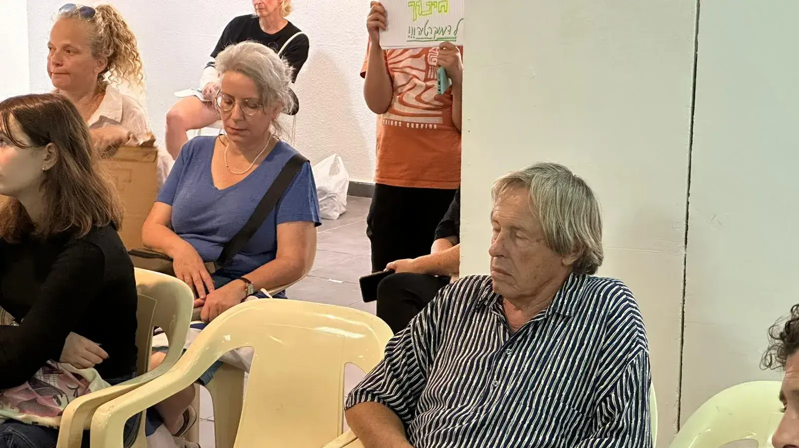 זאב דגני, מנהל גימנסיה הרצליה במפגש פורום משפחות שכולות פלסטיניות וישראליות, 4 בספטמבר 2023 זאב דגני, מנהל גימנסיה הרצליה במפגש פורום משפחות שכולות פלסטיניות וישראליות, 4 בספטמבר 2023