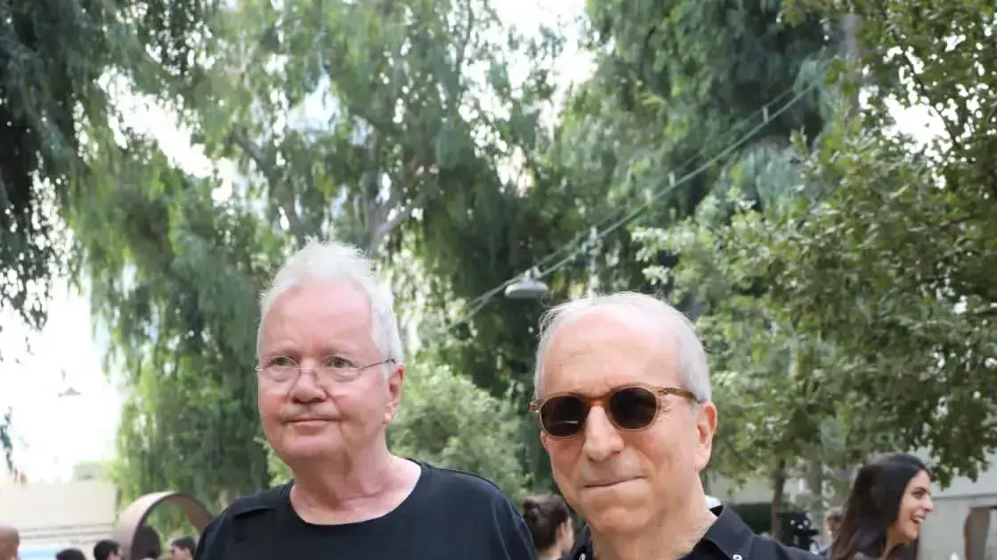 דני סנדרסון ואלון אולארצ'יק במסיבת העיתונאים של פסטיבל הפסנתר ה-25 שהתקיימה ב-4 בספטמבר 2023 דני סנדרסון ואלון אולארצ'יק במסיבת העיתונאים של פסטיבל הפסנתר ה-25 שהתקיימה ב-4 בספטמבר 2023