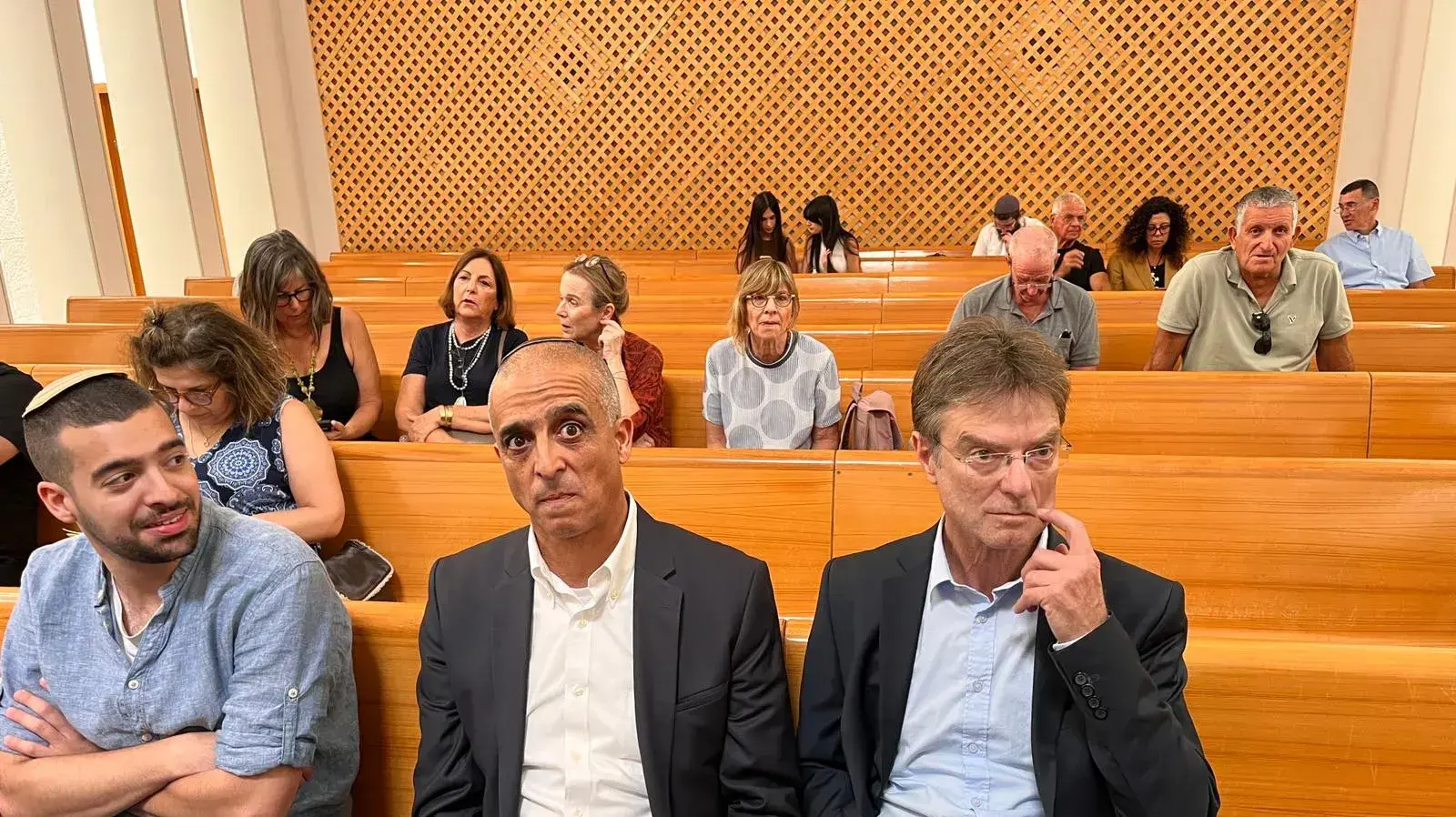 דיון בעתירה שהגישה חברת דואר ישראל נגד השרים אמסלם וקרעי בגין פיטוריו של יו״ר החברה מישאל וקנין, ביהמ"ש העליון, 7 בספטמבר 2023 דיון בעתירה שהגישה חברת דואר ישראל נגד השרים אמסלם וקרעי בגין פיטוריו של יו״ר החברה מישאל וקנין, ביהמ"ש העליון, 7 בספטמבר 2023