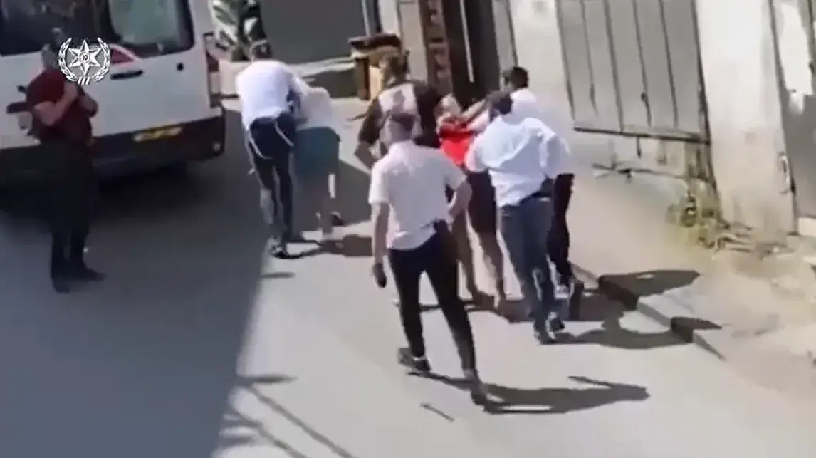 התחפשו לחרדים ויצאו לנסיעה: כך עצרו השוטרים מיידי אבנים במזרח ירושלים 07 בספטמבר 2023