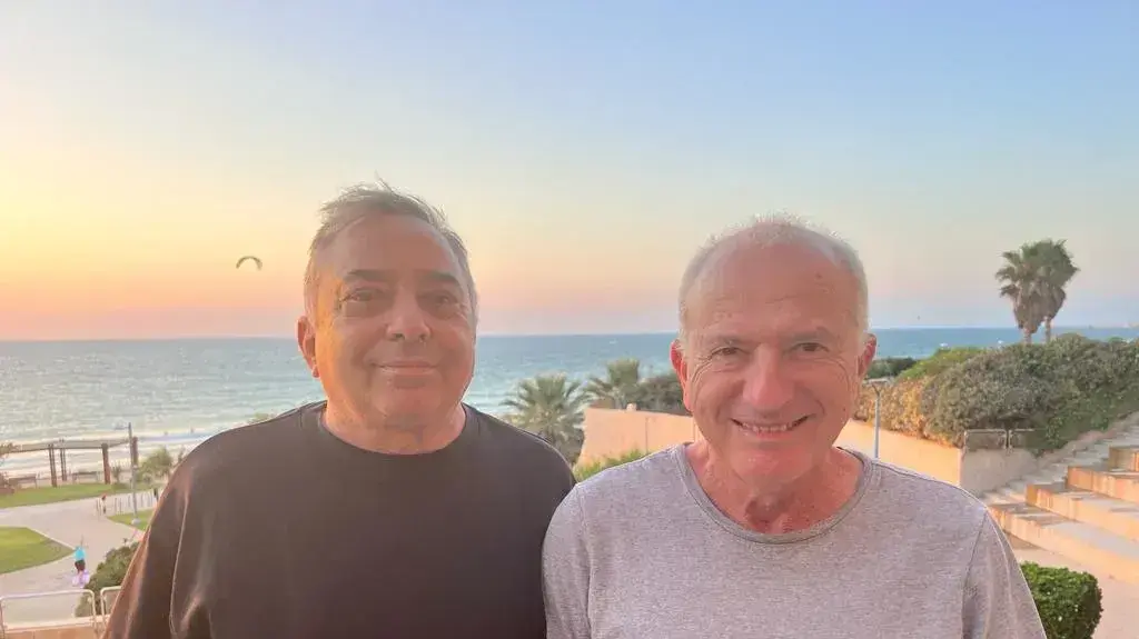 עברי גורן, דושי גרינשטיין עברי גורן, דושי גרינשטיין