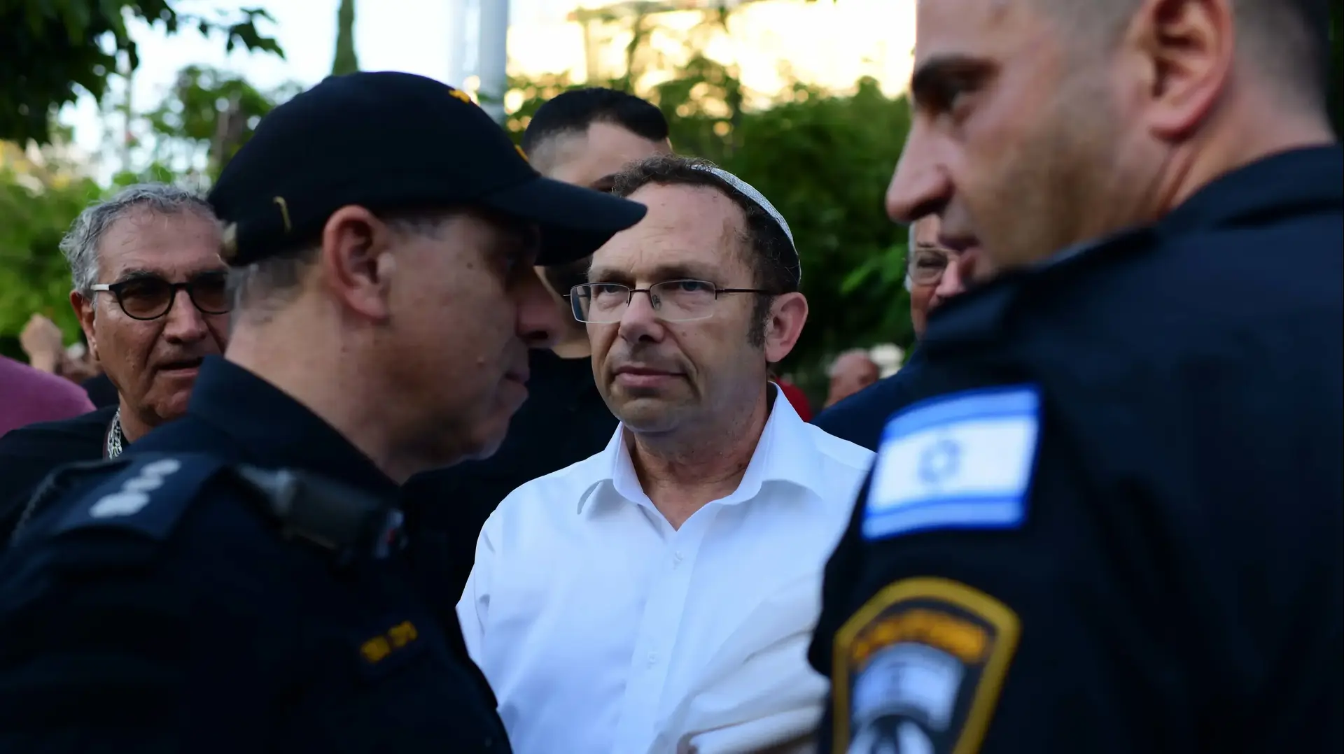 עימותים במהלך תפילת יום כיפור, כיכר דיזנגוף, תל אביב. 24 בספטמבר 2023 עימותים במהלך תפילת יום כיפור, כיכר דיזנגוף, תל אביב. 24 בספטמבר 2023