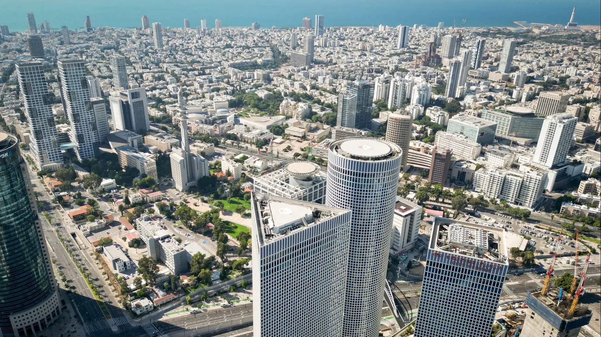 מגדלי עזריאלי בתל אביב מגדלי עזריאלי בתל אביב