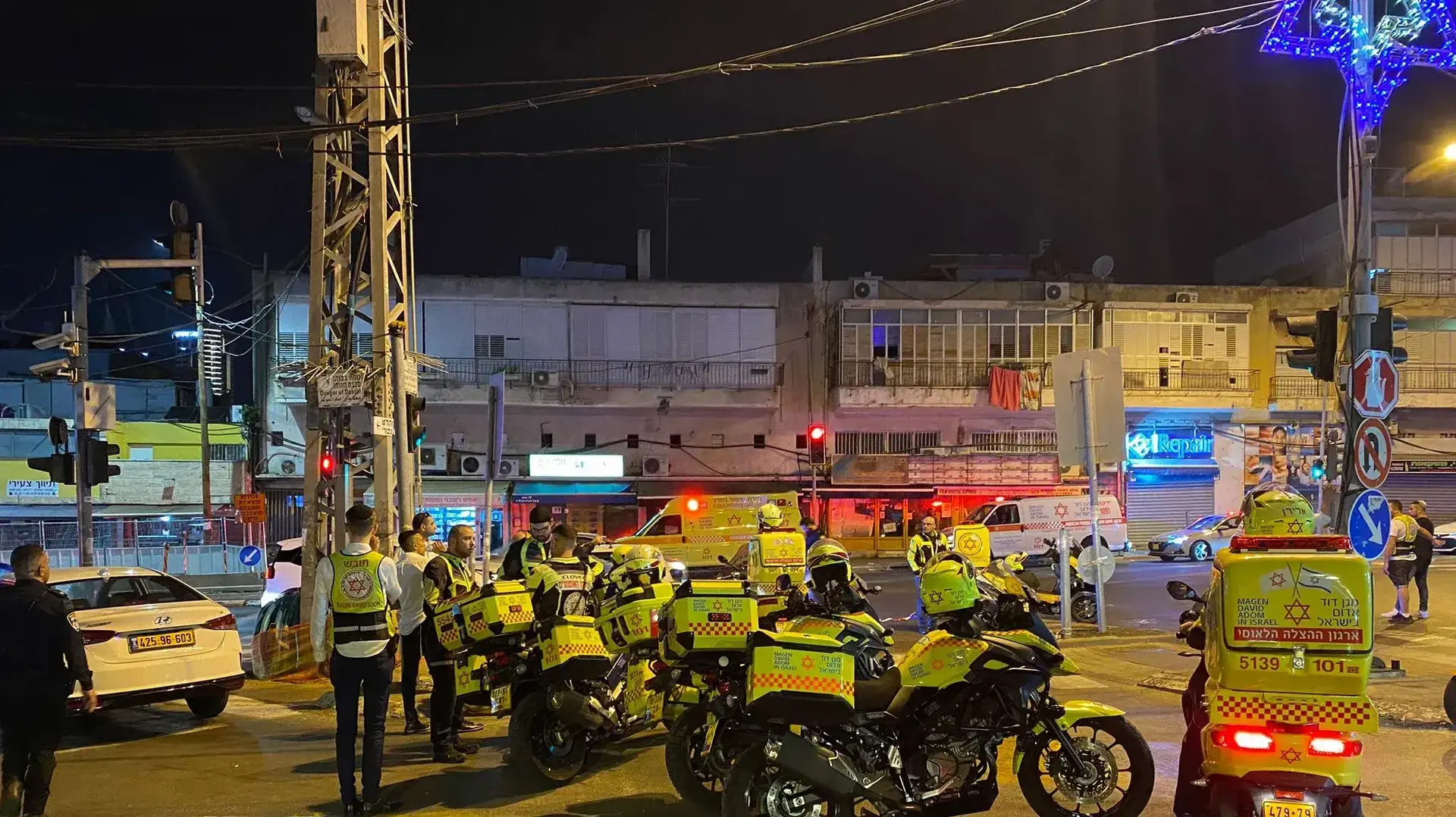 10 אריתראים נדקרו בקטטה שפרצה בדרום תל אביב. 30 בספטמבר 2023 10 אריתראים נדקרו בקטטה שפרצה בדרום תל אביב. 30 בספטמבר 2023