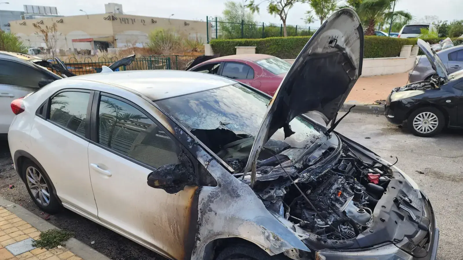 מכונית שהוצתה, אור עקיבא, 2 באוקטובר 2023 מכונית שהוצתה, אור עקיבא, 2 באוקטובר 2023