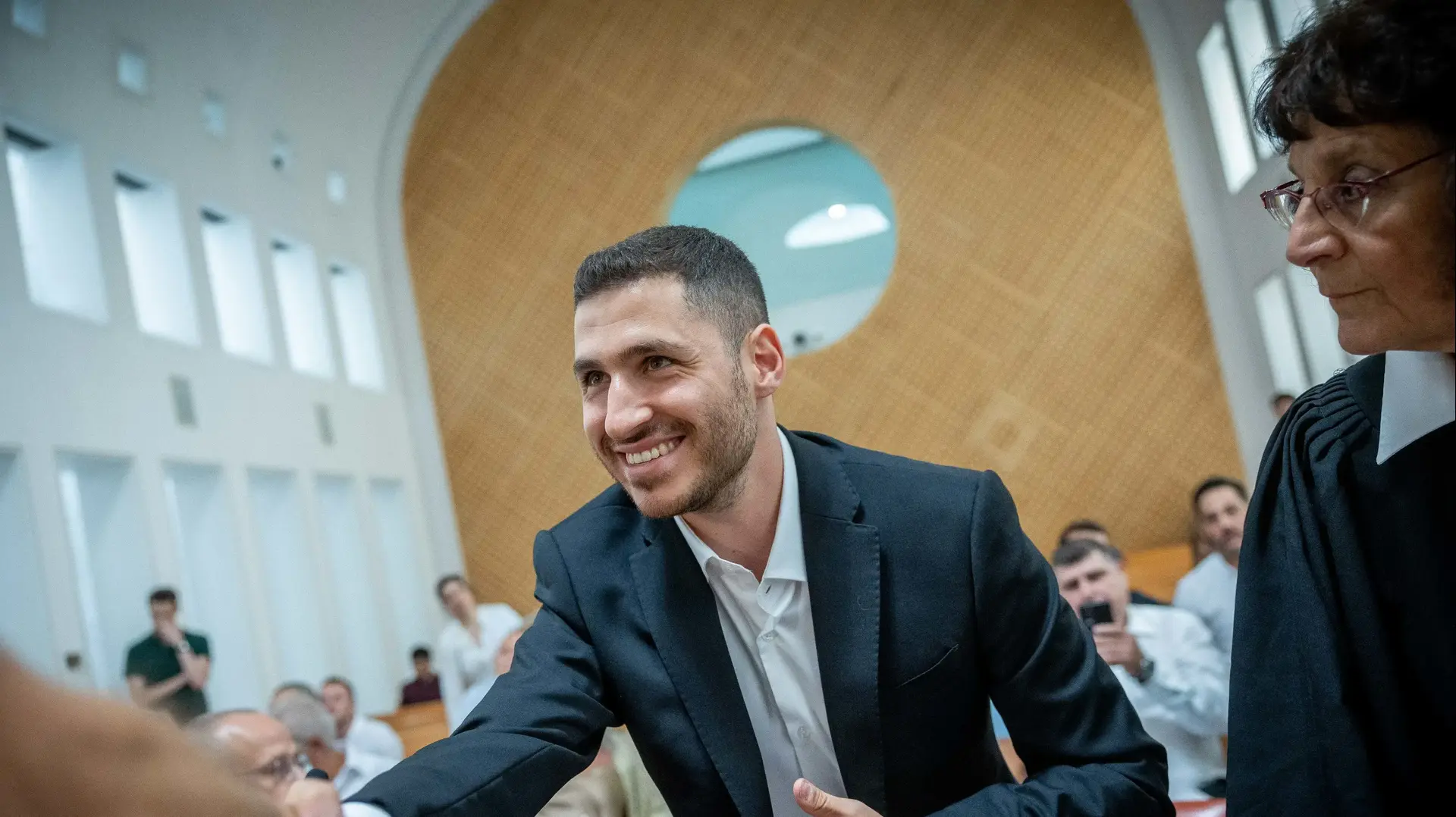 אביב יצחק, מתמודד על ראשות עיריית טבריה אביב יצחק, מתמודד על ראשות עיריית טבריה