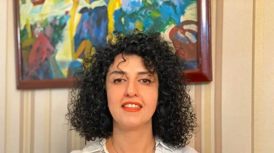נרגס מוחמדי, פעילת זכויות הנשים האיראנית הכלואה, זוכת פרס נובל לשלום. 6 באוקטובר 2023
