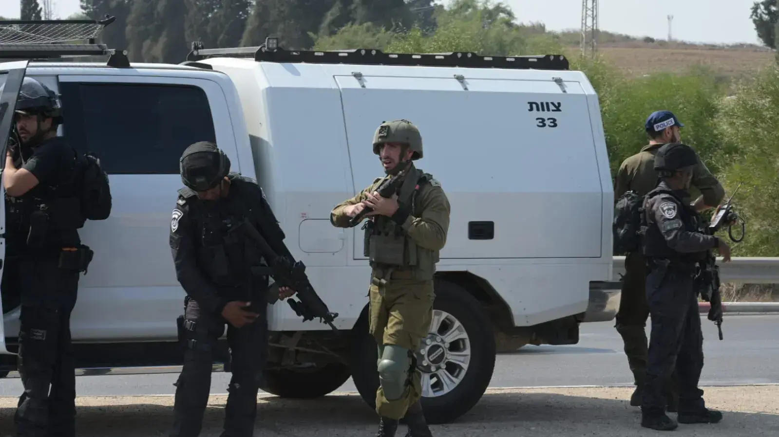 זירת נטרול המחבלים שחטפו רכב- סמוך לאשדוד 08 באוקטובר 2023 זירת נטרול המחבלים שחטפו רכב- סמוך לאשדוד 08 באוקטובר 2023
