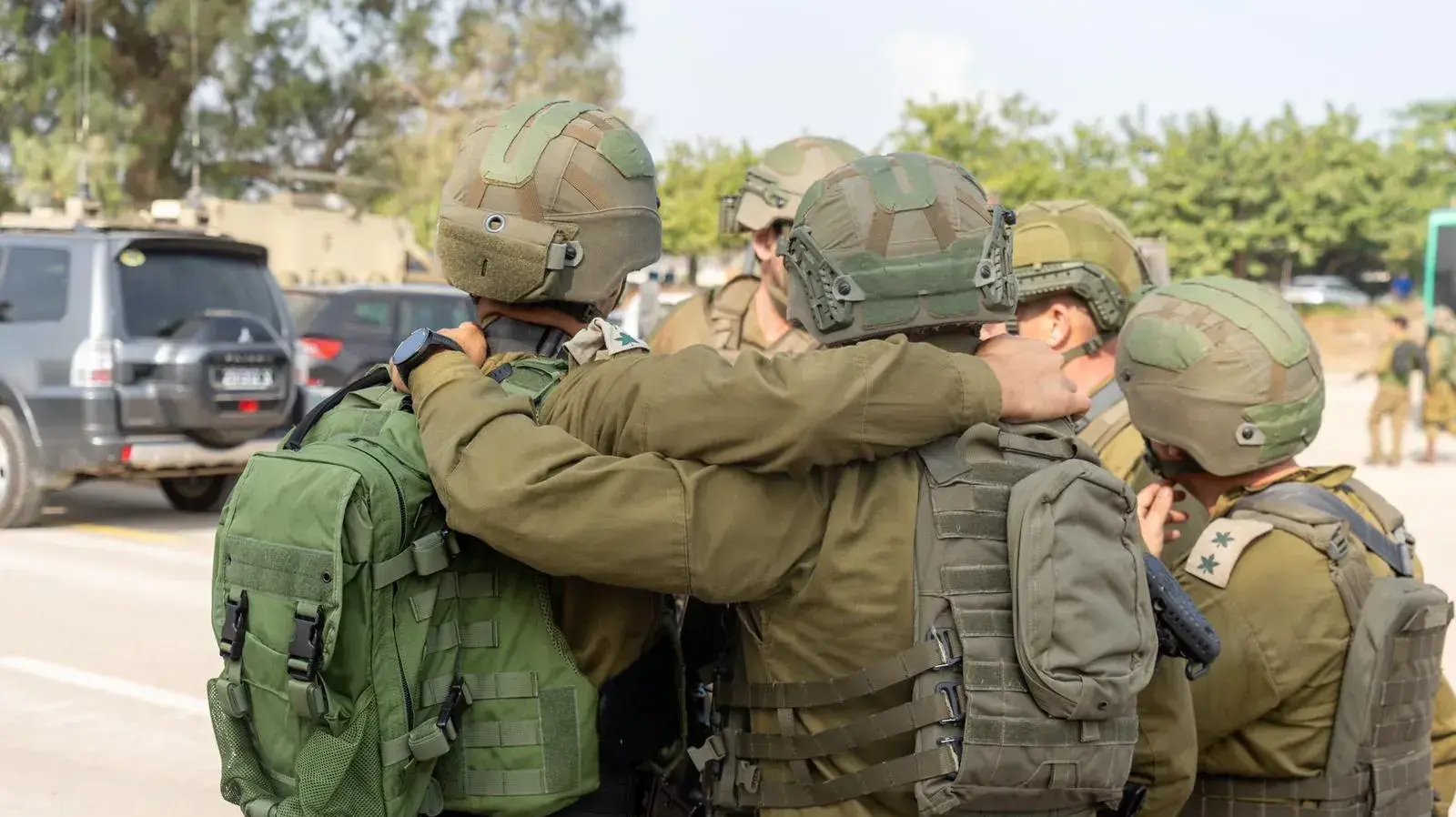 מפקדים במוקדי לחימה בעוטף עזה