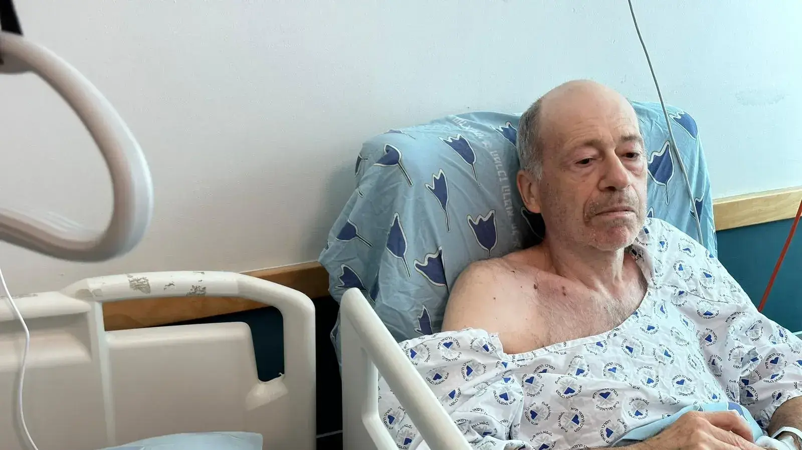 יוסף רוז'נסקי, תושב קריית שמונה, נפצע במהלך עימות עם מחבלים בקיבוץ חולית, בי"ח איכילוב, 9 באוקטובר 2023 יוסף רוז'נסקי, תושב קריית שמונה, נפצע במהלך עימות עם מחבלים בקיבוץ חולית, בי"ח איכילוב, 9 באוקטובר 2023
