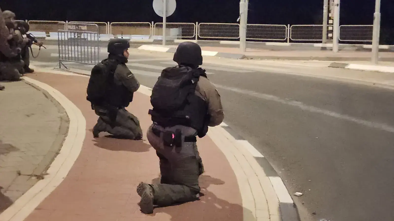 לוחמים ברחובות עוטף עזה, 8 באוקטובר 2023 לוחמים ברחובות עוטף עזה, 8 באוקטובר 2023