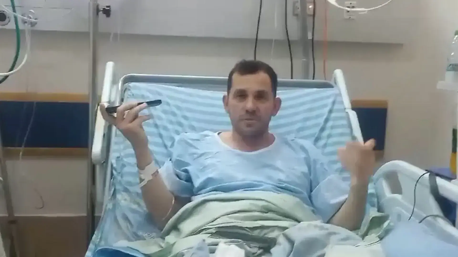 נהג האמבולנס פיטר לסניק פינה פצועים ונפגע מירי מחבלים: "אני לא גיבור גדול"
9.10.23
