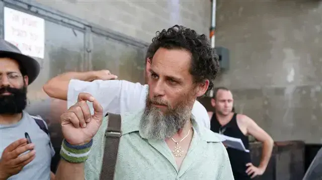 התסריטאי והבמאי רני בלייר חבר תל"י התסריטאי והבמאי רני בלייר חבר תל"י